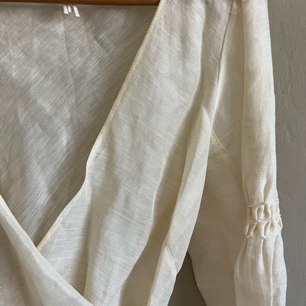 Max Studio Linen Silk Wrap Top Size M - Picture 4 of 5